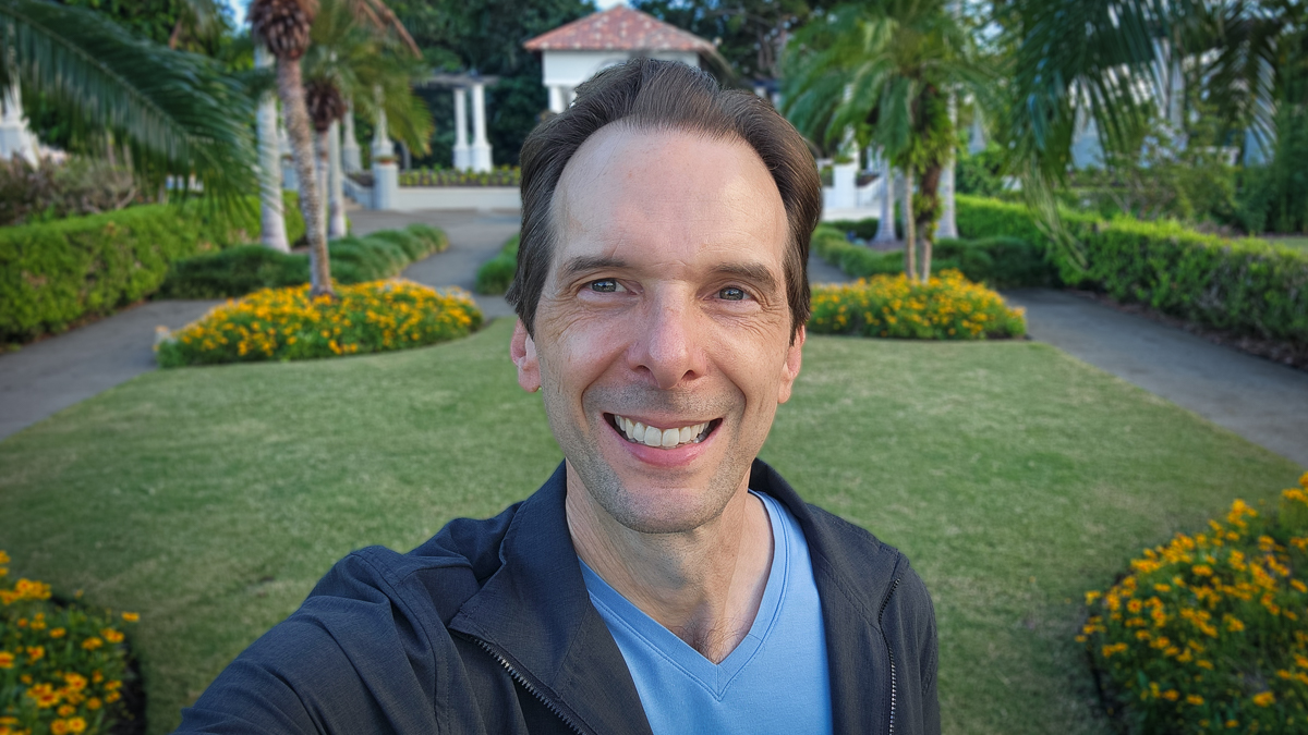 Motivational speaker Larry Weaver enjoying a sunny day at Hollis Garden beside Lake Mirror in Lakeland, Florida