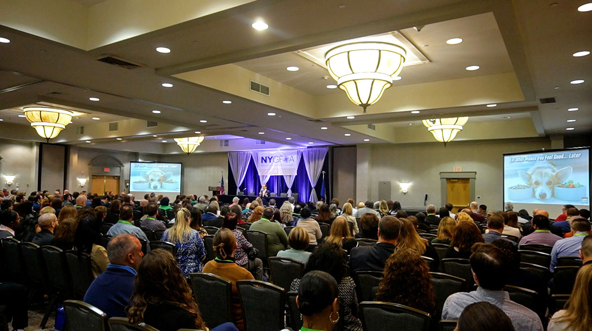 Motivational keynote speaker Larry Weaver presenting to government finance professionals at the Marriott Albany in Albany, New York